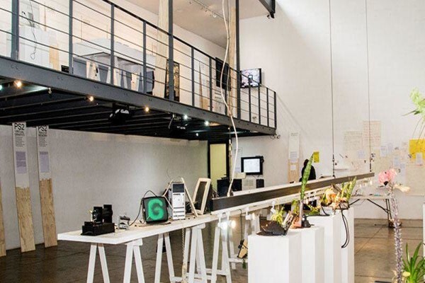 Kznsa Gallery