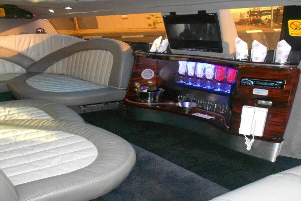 Execuride Limousines
