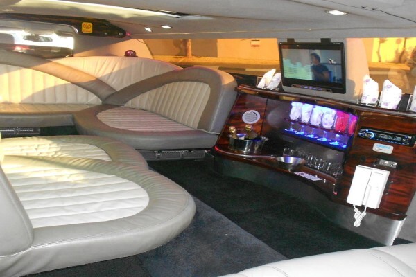 Execuride Limousines