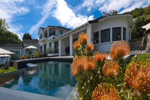 Cambalala Guest House