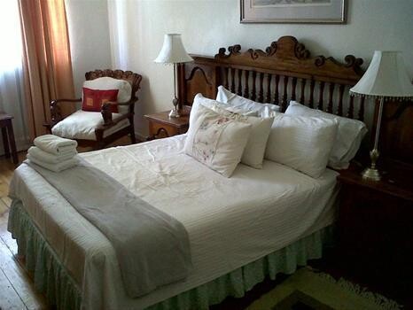 Esther'S B&B