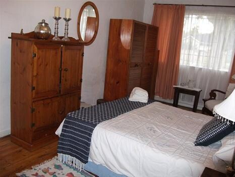 Esther'S B&B