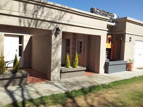 Taranga Guest Lodge