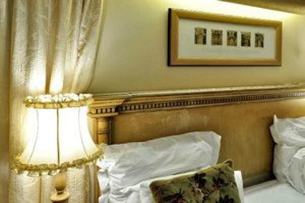 Crane'S Nest Gusehouse And Spa