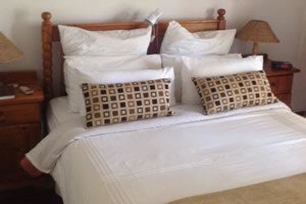 Crane'S Nest Gusehouse And Spa