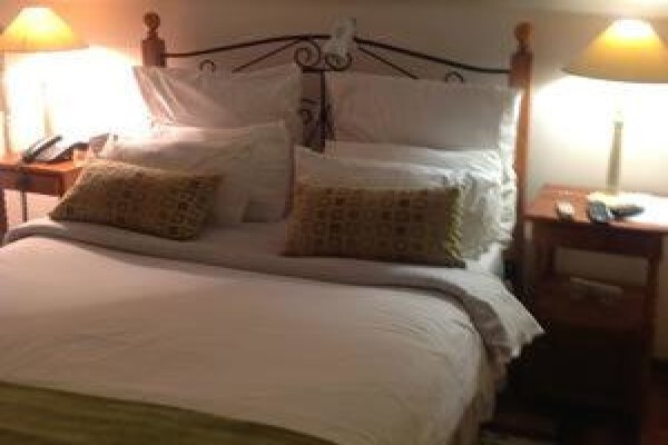 Crane'S Nest Gusehouse And Spa