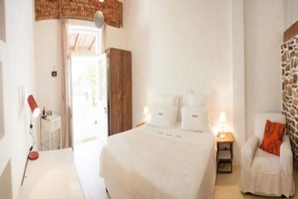 La Grenadine Guest House