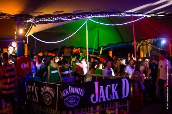 Jolly Dolphin Entertainment Venue - Jeffreysbay
