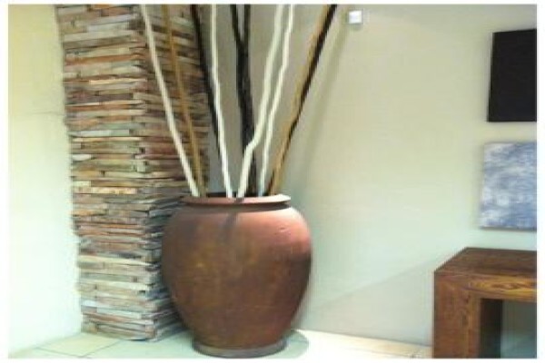 Deans Decor