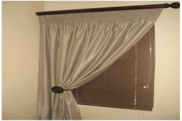 Deans Decor