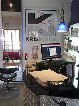 Krisnique Hair & Beauty Salon