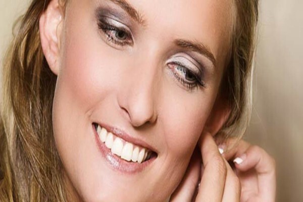 Anneke Make-Up Artists