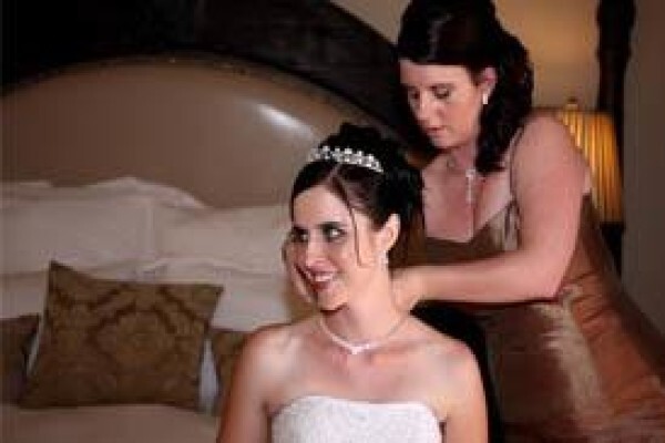 Anneke Make-Up Artists