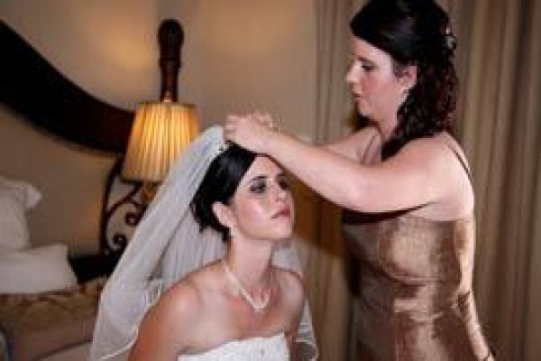 Anneke Make-Up Artists