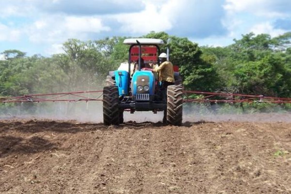 Heads Tractor