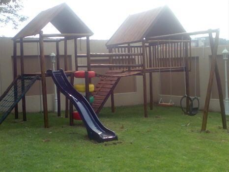 Extremev Poles And Timber