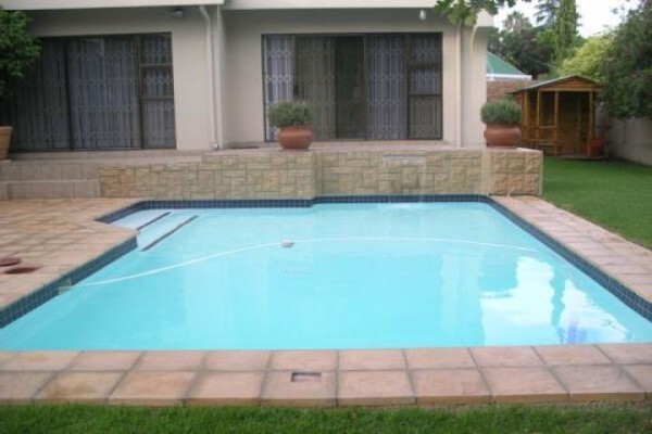 Falcon Fibreglass Pools