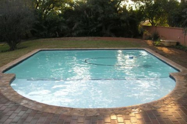 Falcon Fibreglass Pools