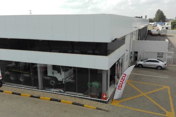 Isuzu Truck World