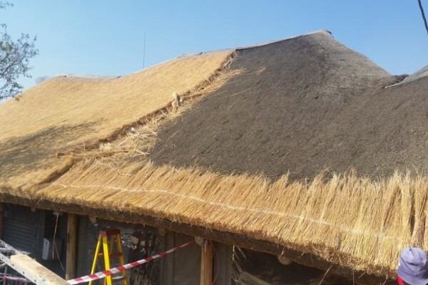 Er Thatch Roofs