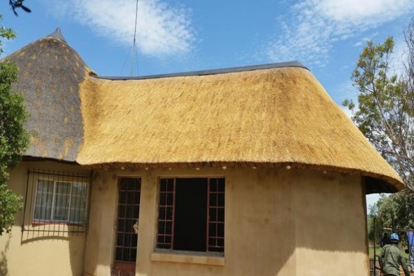 Er Thatch Roofs