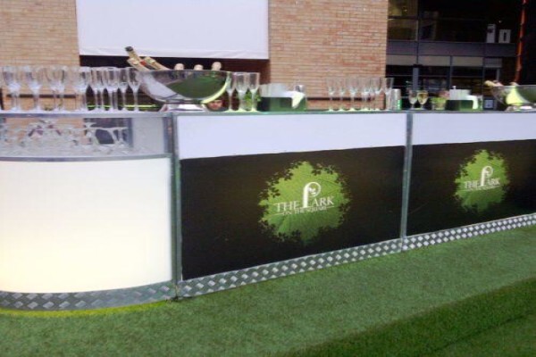 Flair Cape Mobile Bar