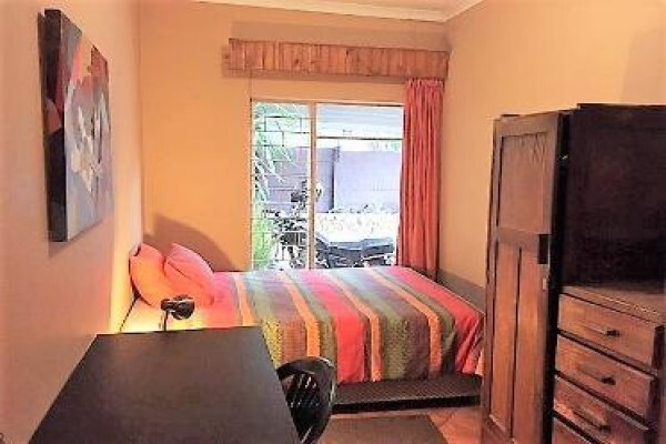 Fontainebleau International House Share Accommodation