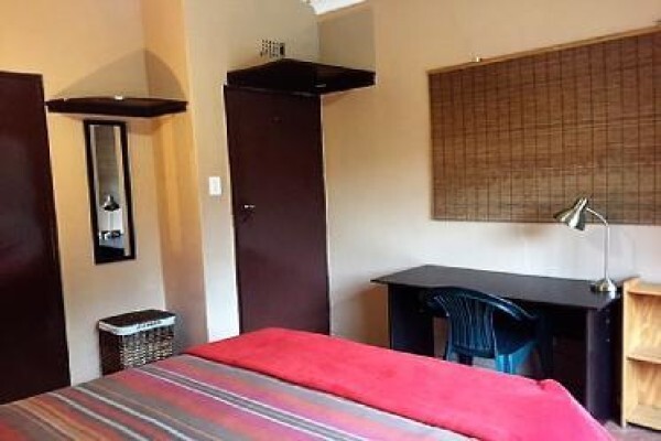 Fontainebleau International House Share Accommodation