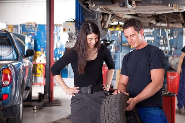 Thomas Tyres Hi-Q