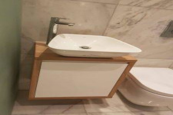 Hh Joinery And Carpentry