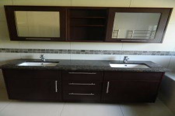 Hh Joinery And Carpentry