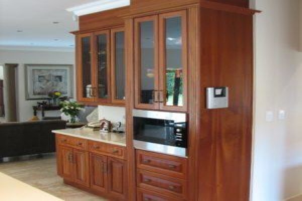 Loubser Wood Components
