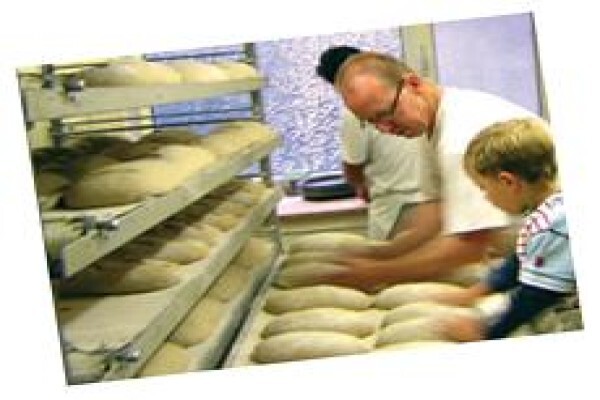 Lv Bakery