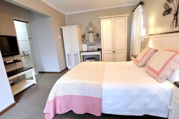 Beachwalk B & B