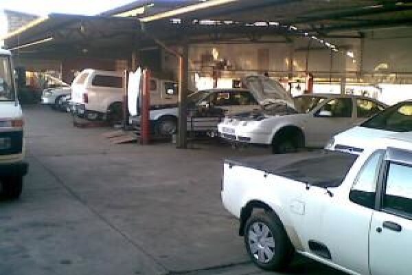 Automotive Service Centre