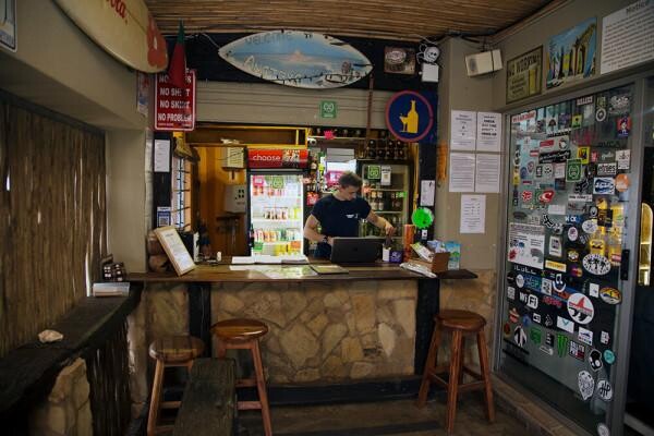 Ansteys Beach Backpackers International
