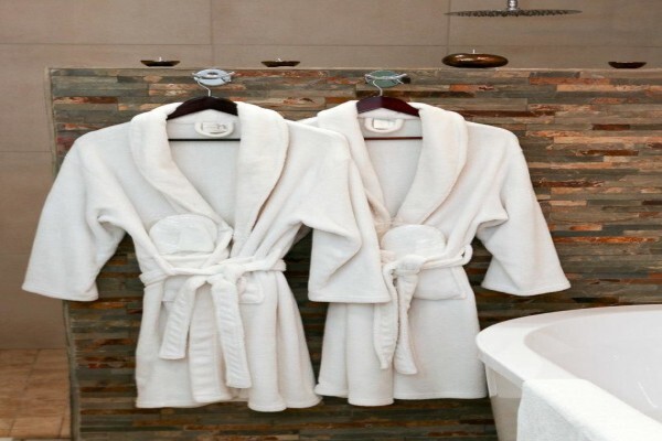 SW1 Lodge & Spa Retreat