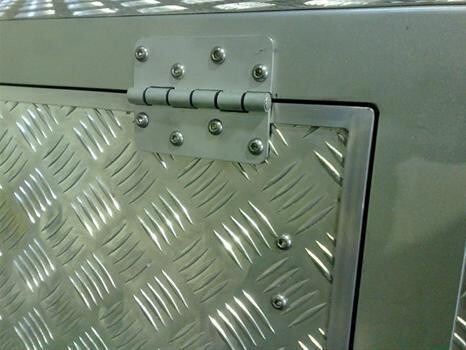 Metalian Custom Aluminium Canopies