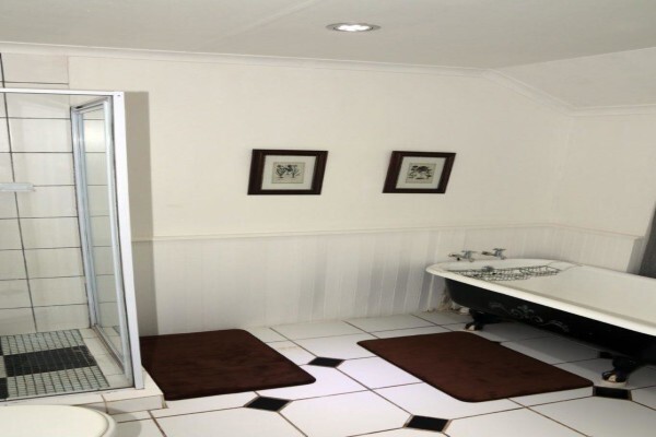 Sterkfontein Heritage Lodge