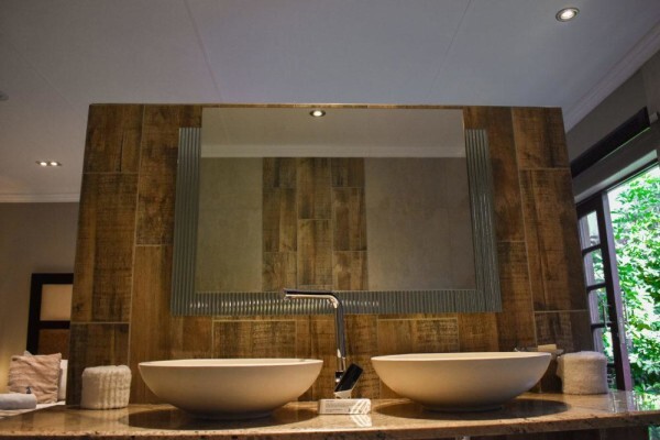 Waterfalls Boutique Hotel