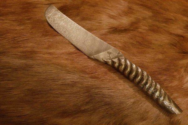Mt Knives