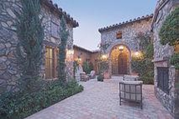 Mulberry Decor