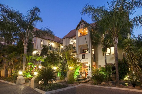 Court Classique Suite Hotel