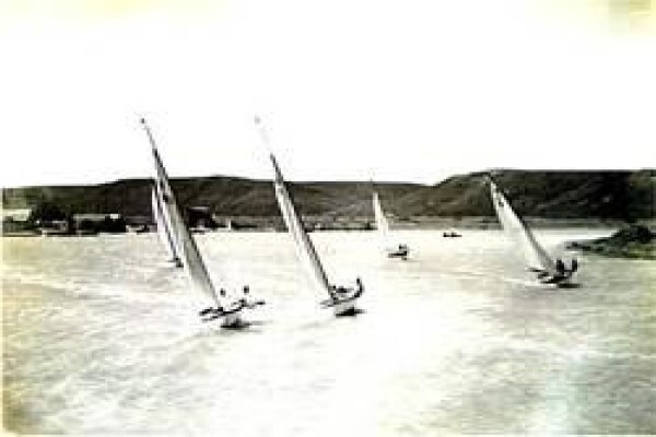 Redhouse Yacht Club