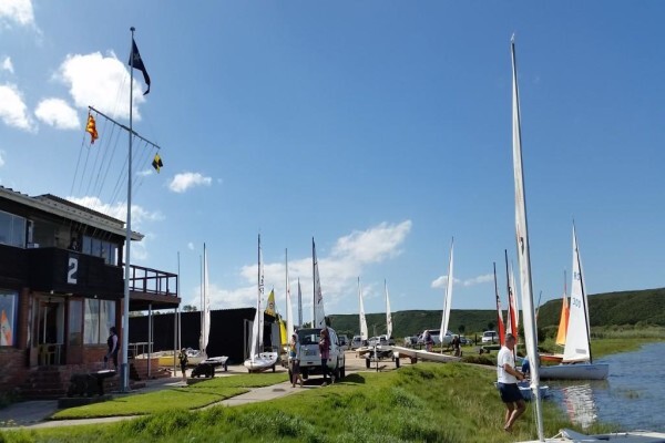 Redhouse Yacht Club