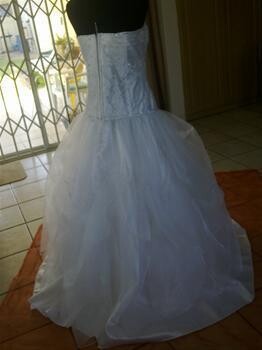 Sally B'S Wedding Dresses