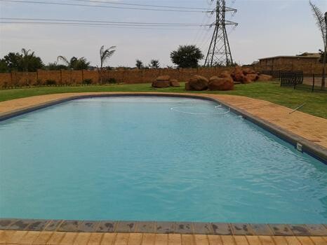 Serene Pools