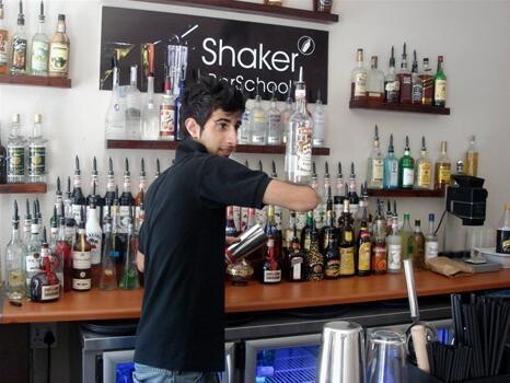 Shaker Barschool And Events