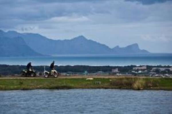 Snapshot Adventure Tours & Travel