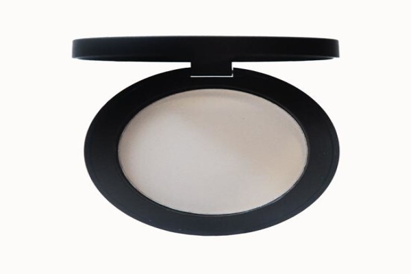 Signature Cosmetics & Fragrances